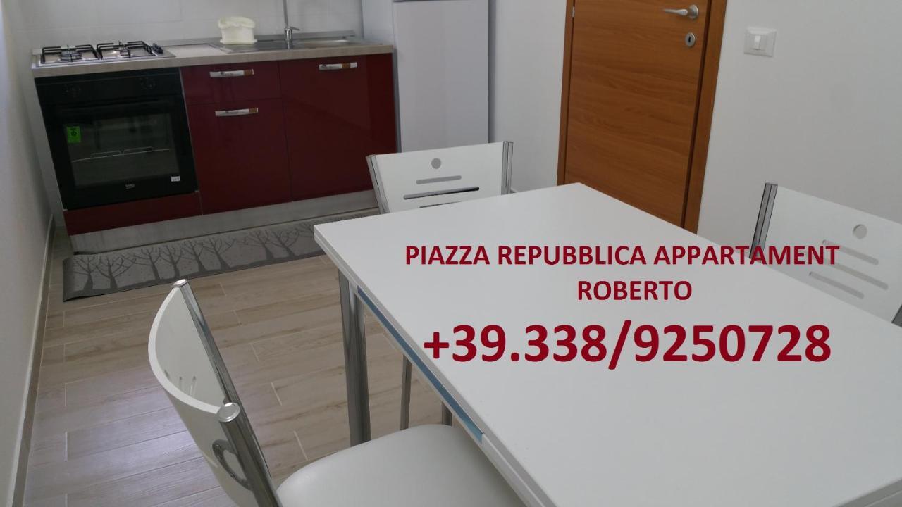 Piazza Repubblica Appartament Алькамо Екстер'єр фото